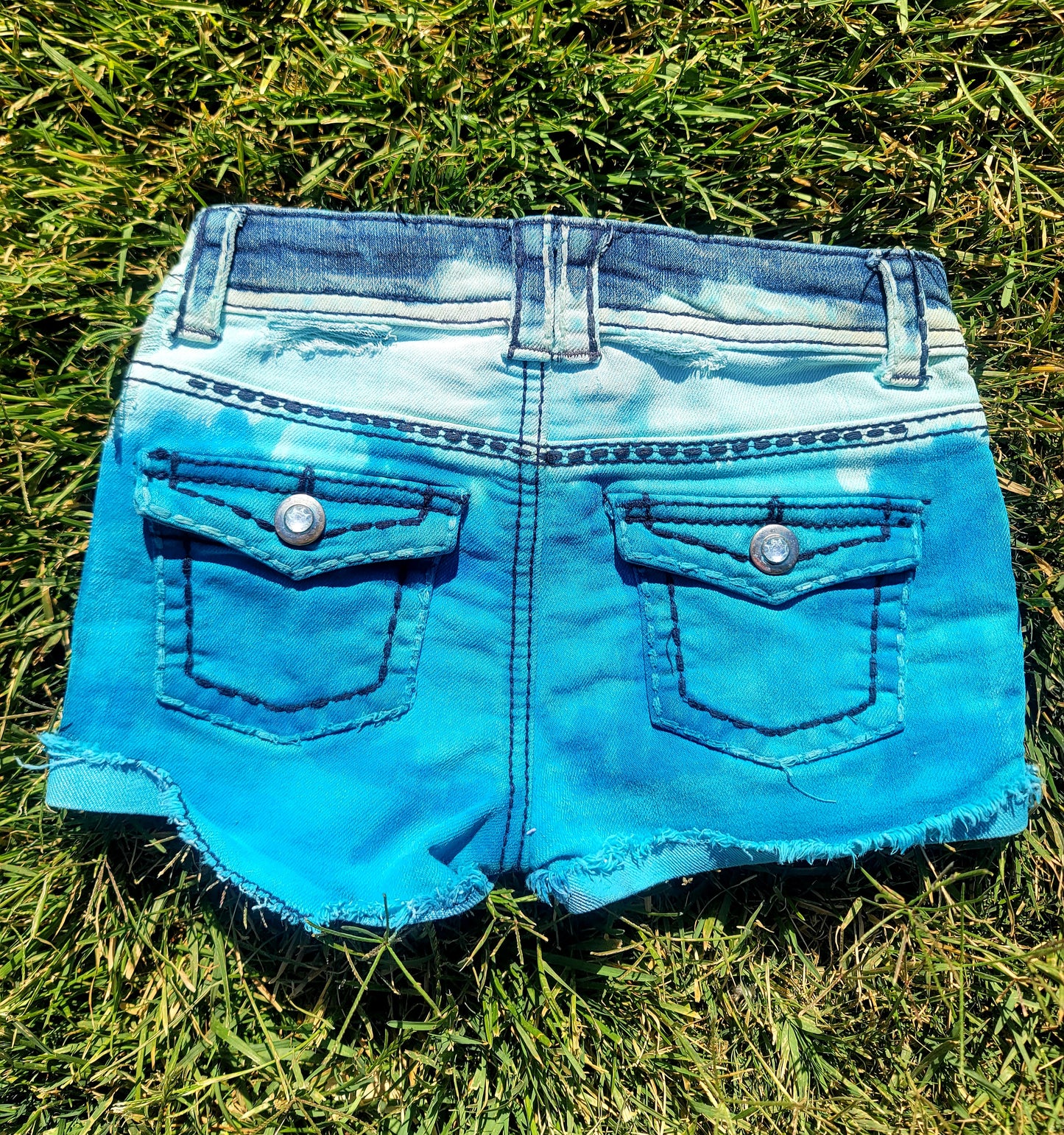 XS/TP Cherokee Brand turquoise dyed shorts