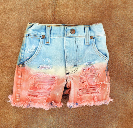 Wrangler 1T slim CORAL/RUST distressed shorts