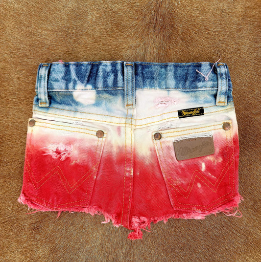 Wrangler 3T slim distressed shorts