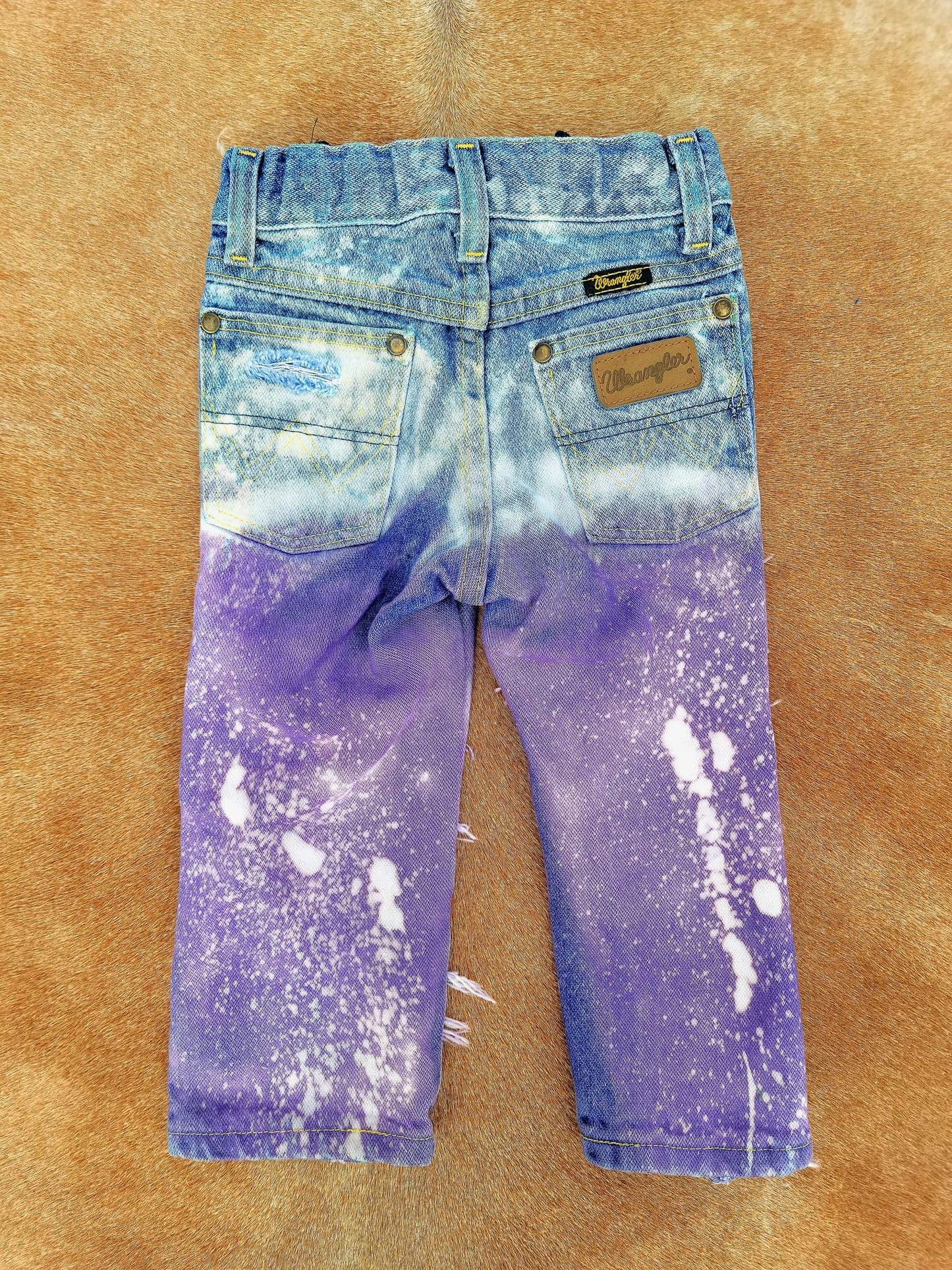 Wrangler 2T slim PURPLE distressed jeans